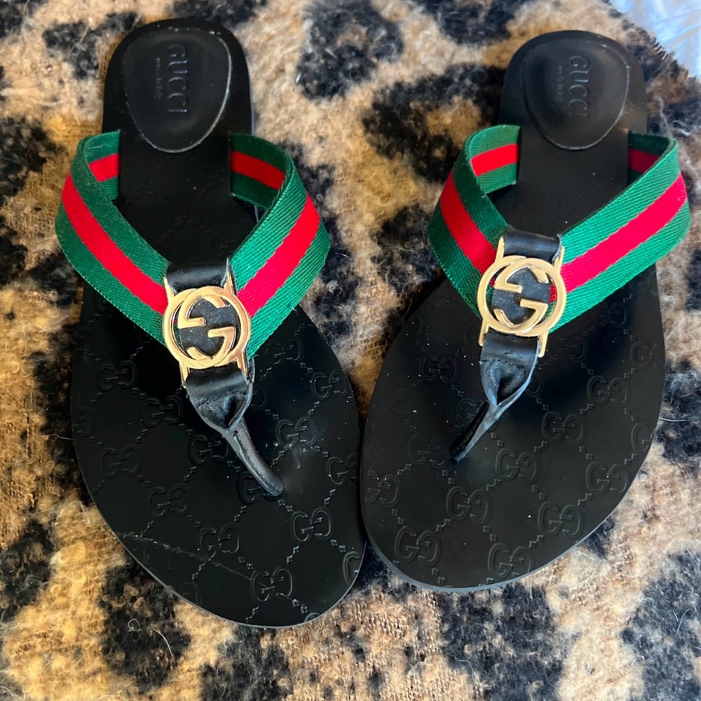Gucci Thong Sandals